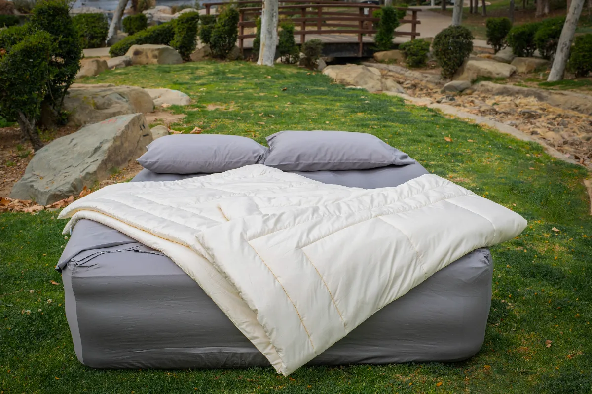 myMerino® Comforter - Image 4