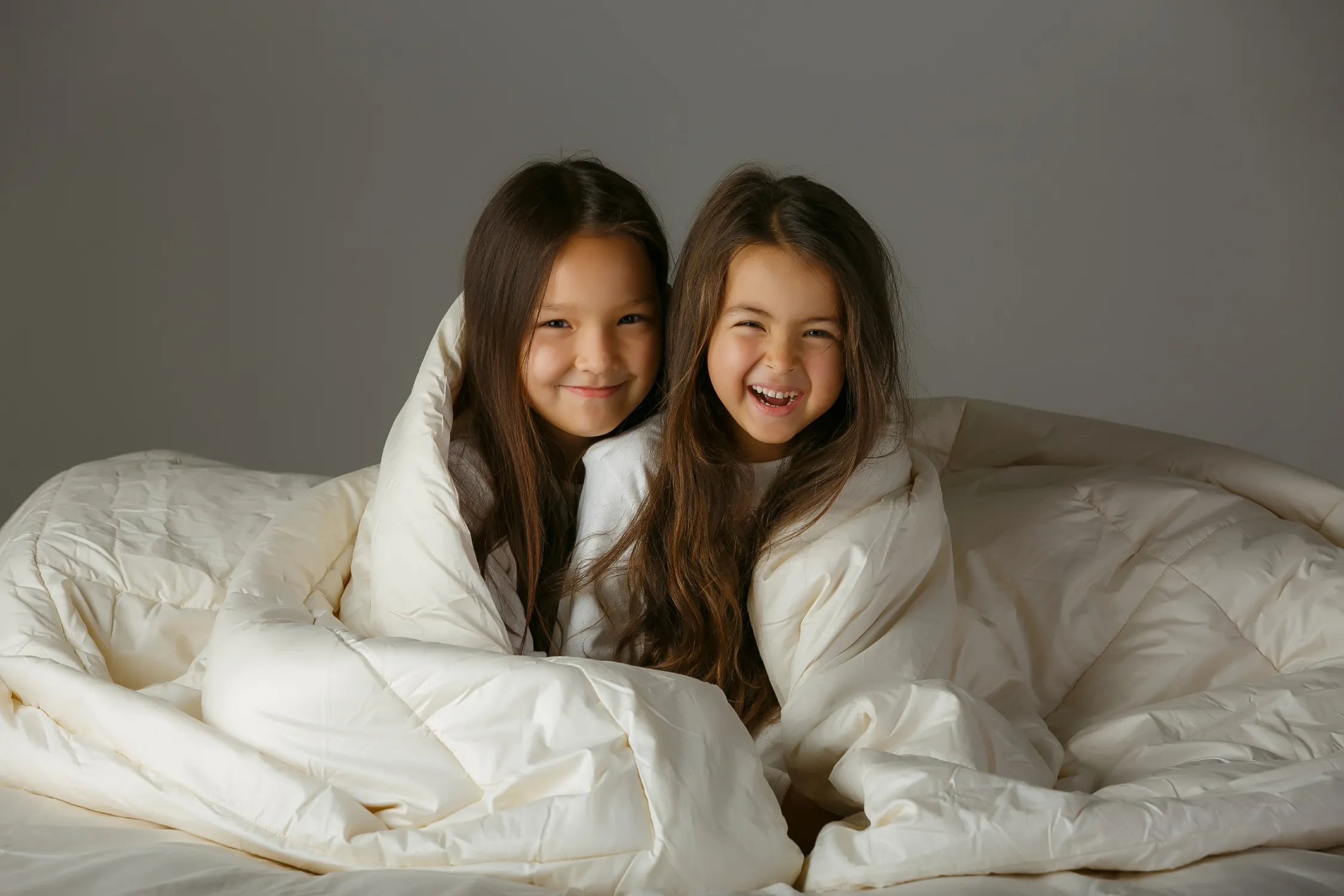 myMerino® Comforter with Organic Cotton Sateen Duvet Cover Set - Image 2