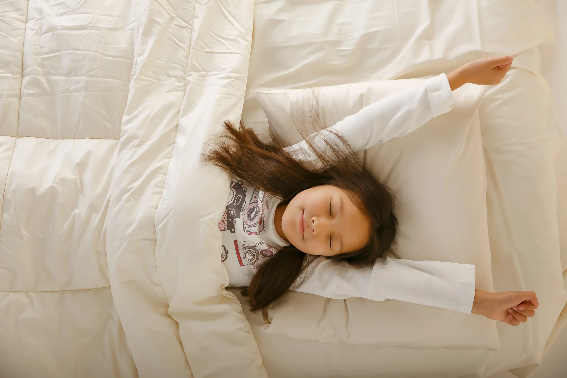 myMerino® Comforter with Organic Cotton Sateen Duvet Cover Set - Image 3